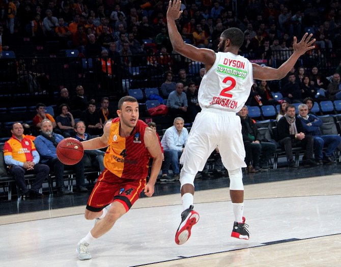 Galatasaray Bir Üst Turda
