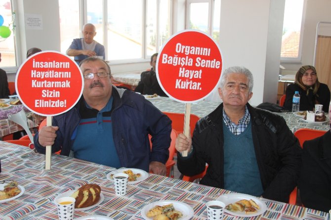 Organ Nakli Olan 21 Hasta, Doktorlarıyla Buluştu