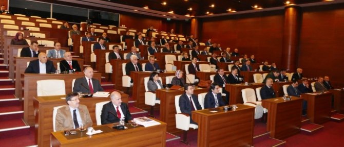 Gümrükçüoğlu, İdari Personeli İle 2017 Yılını Değerlendirdi