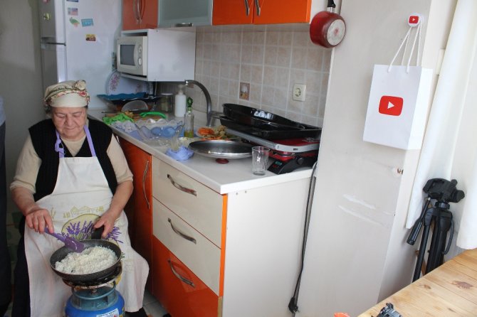 76’lık Youtuber: Saniye Anne