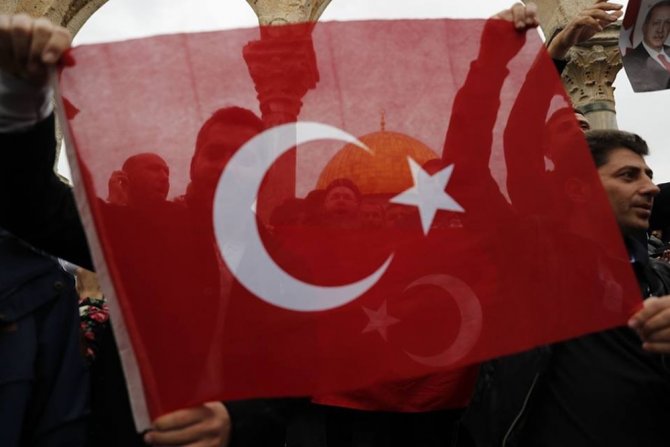 Filistinliler İle İsrail Polisi Arasında Çatışma Yaşandı