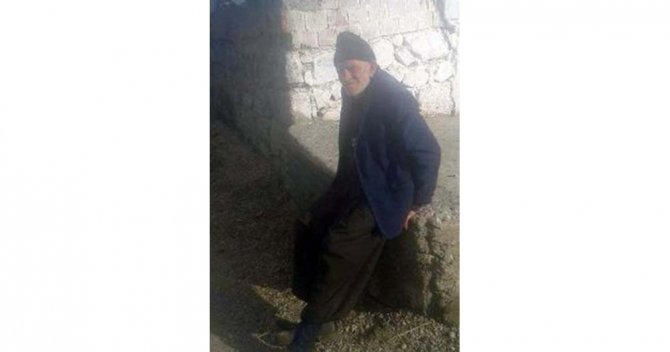 1 Yıldır 67 Yıllık Hayat Arkadaşını Bekliyor