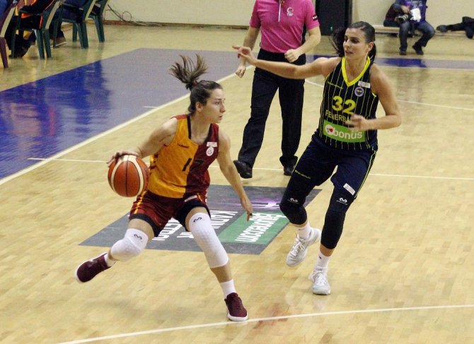 Yılın Son Derbisi Fener’in