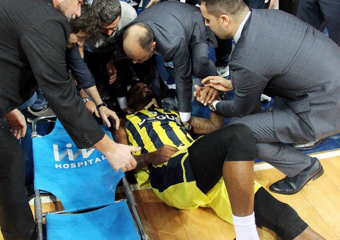 Fenerbahçe’de James Nunnally Korkuttu