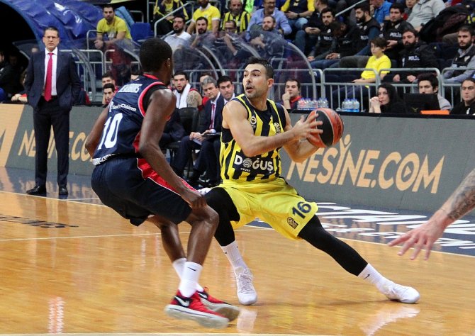 Fenerbahçe Doğuş, Baskonia’yı Yıktı