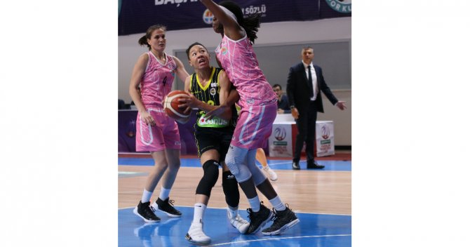 Fenerbahçe Adana’da Kazandı
