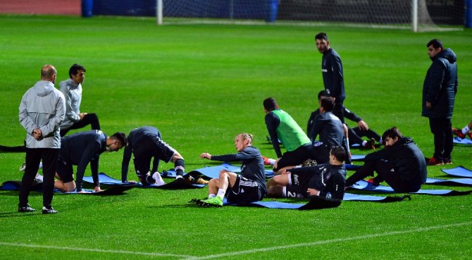 Beşiktaş’ta Kıran Kırana Antrenman