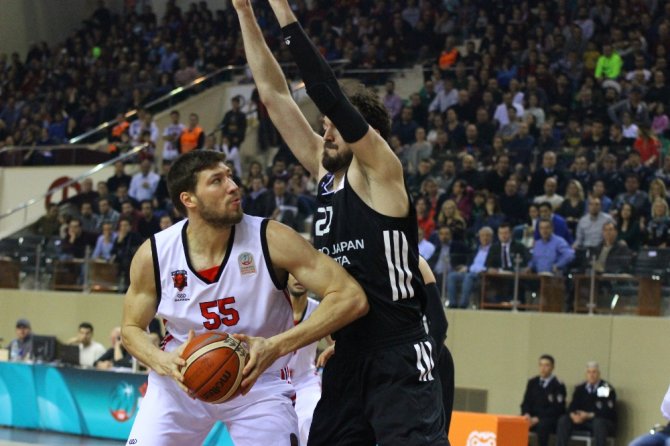 Beşiktaş Zorlu Deplasmanda Kazandı