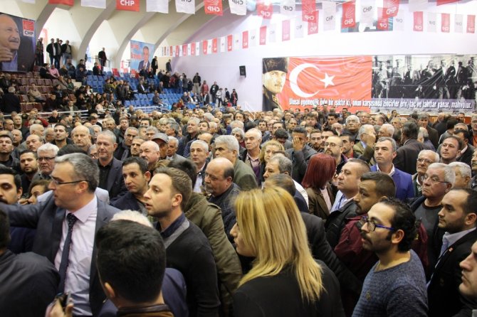 Chp Kongresi Yine Karıştı