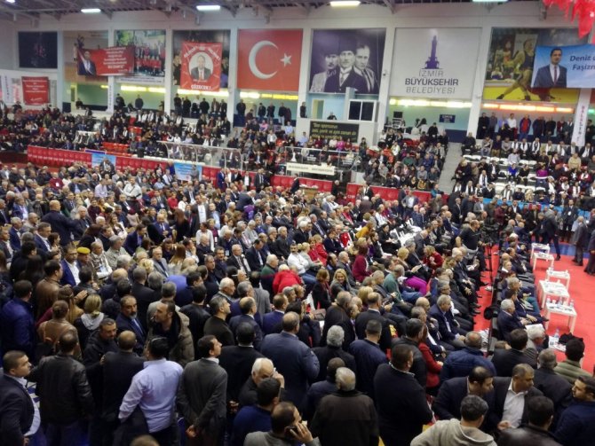 Chp’de Yumruklu Kongre