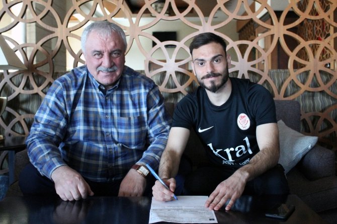 Zahit Fındık Yeniden Gümüşhanespor’da