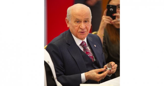 Bahçeli’nin Köstekli Saati Toplantının İlgi Odağı Oldu