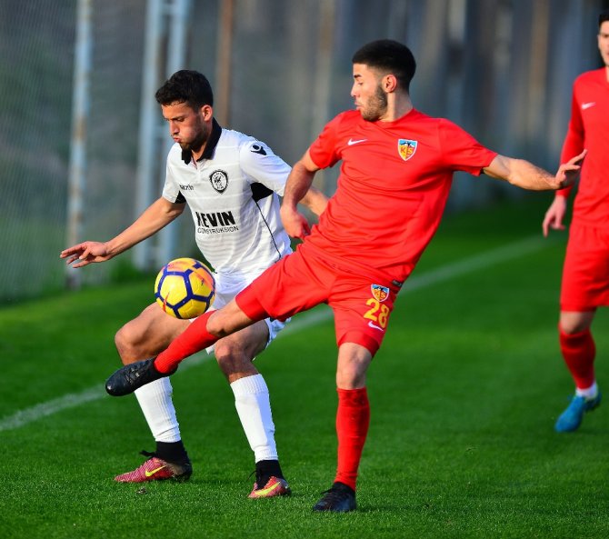 Kayserispor, Arnavut Rakibine Yenildi