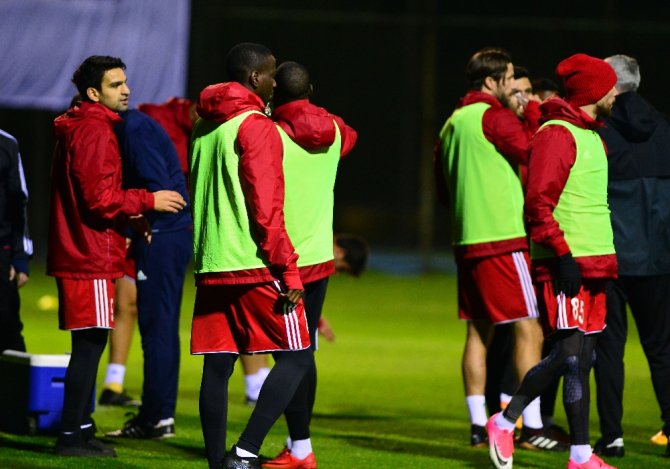 Sivasspor Hazırlıklarını Sürdürdü
