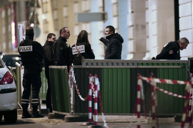 Paris’te Ünlü Otelde Milyon Dolarlık Soygun