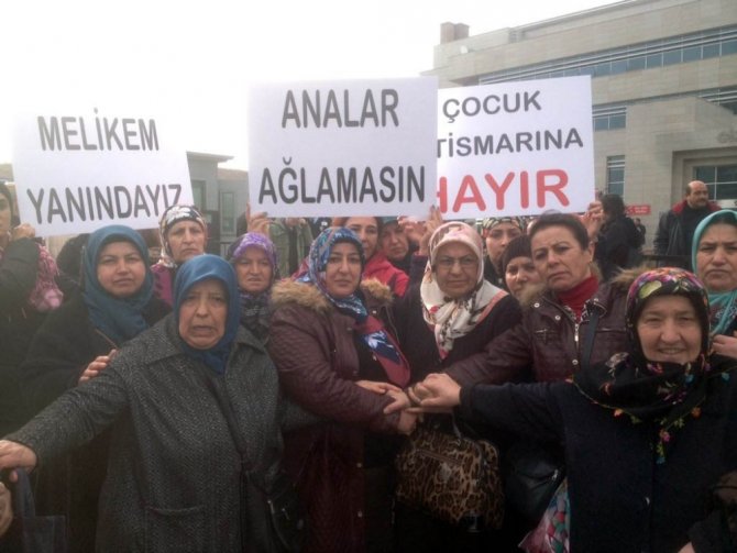 7 Yıldır Kayıp Kızı Melike’yi Arıyor