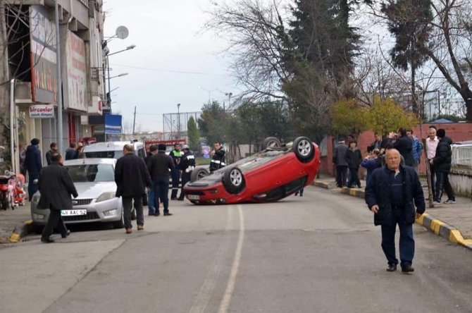 20 Kilometre Hızla Giderken Takla Attı