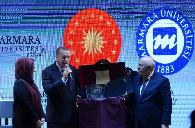 "Zihnini Pensilvanya Emrine Vermişsen..."