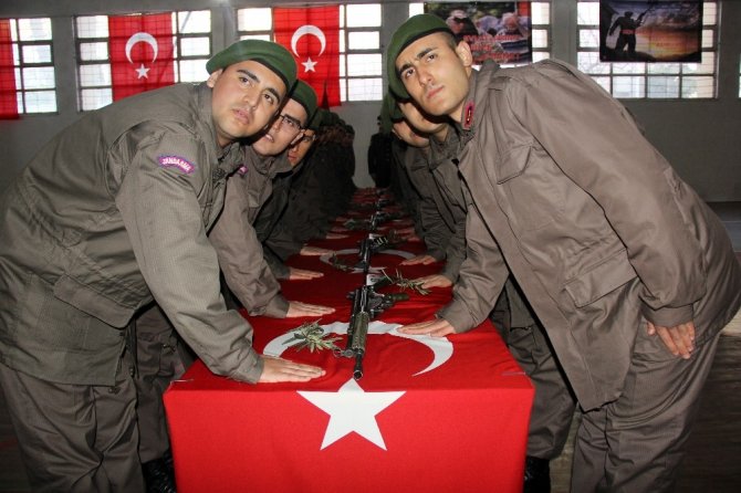 Artvin’de Kısa Dönem Erler Yemin Etti