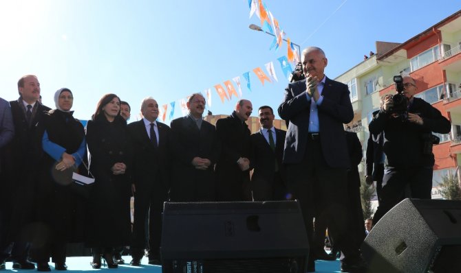 "Kongrelerimiz Bayram Yeri Gibidir"