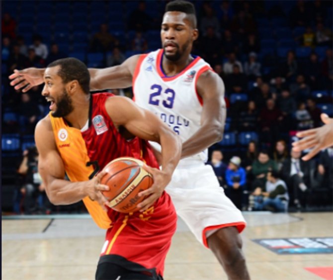 Ataman’lı Efes Aslan’ı Devirdi