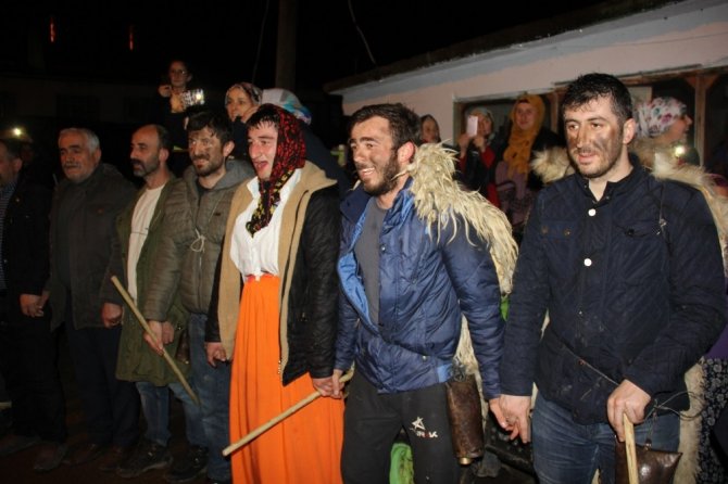 Artvin’de Kalandar Etkinliği Renkli Görüntülere Sahne Oldu