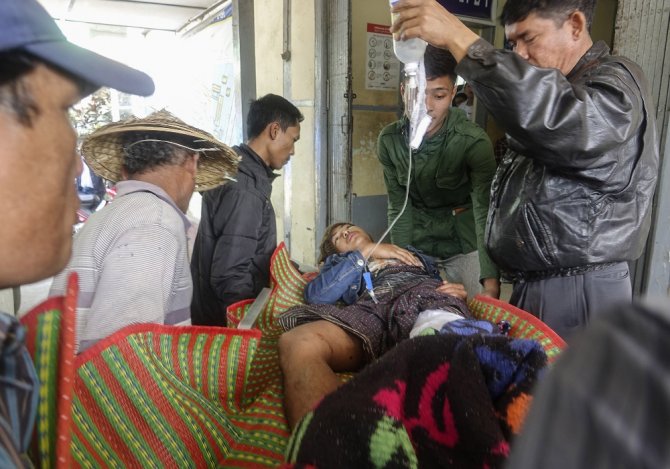 Myanmar’da Polis Protestoculara Ateş Açtı: 7 Ölü, 12 Yaralı
