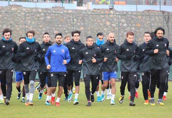 Karabükspor, Gençlerbirliği’ne Hazırlanıyor