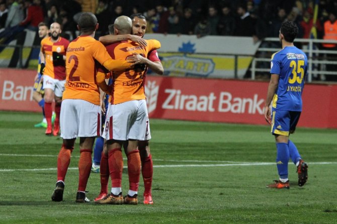 Galatasaray Çeyrek Finalde