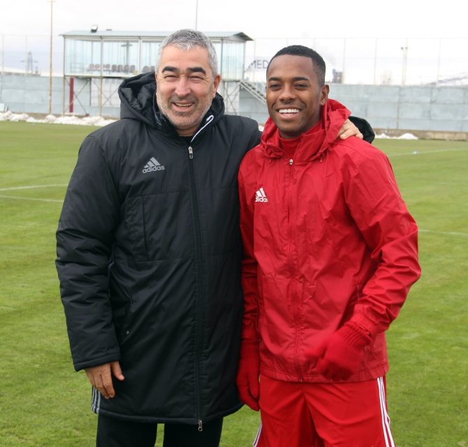 Robinho İlk Antrenmanına Çıktı