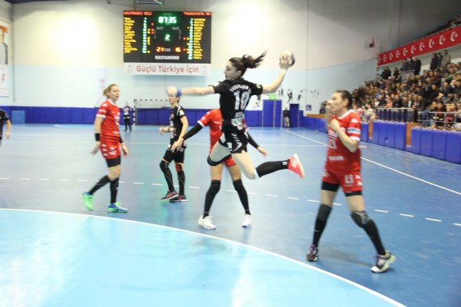 Kastamonu Belediyespor Evinde Kazandı