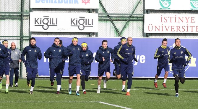 Fenerbahçe’de, Trabzonspor Mesaisi Sürdü