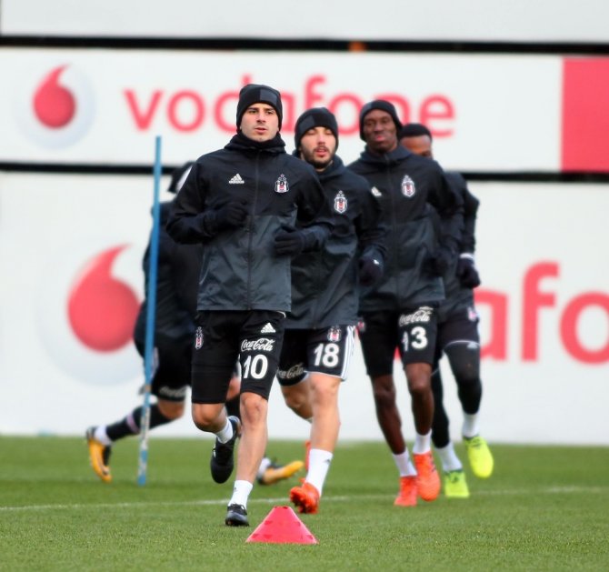 Beşiktaş, Taktik Ve Kondisyon Çalıştı