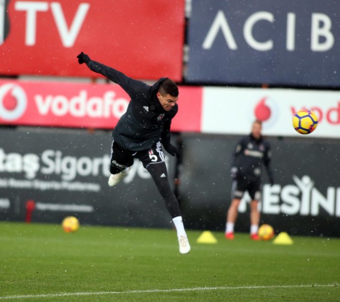 Beşiktaş, Taktik Ve Kondisyon Çalıştı