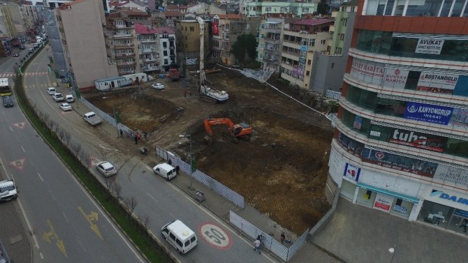 Trabzon’da Tam Otomatik Katlı Otoparkın Yapımına Başladı