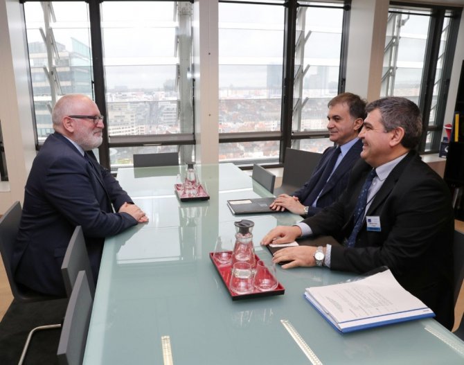 Ab Bakanı Çelik, Timmermans İle Görüştü