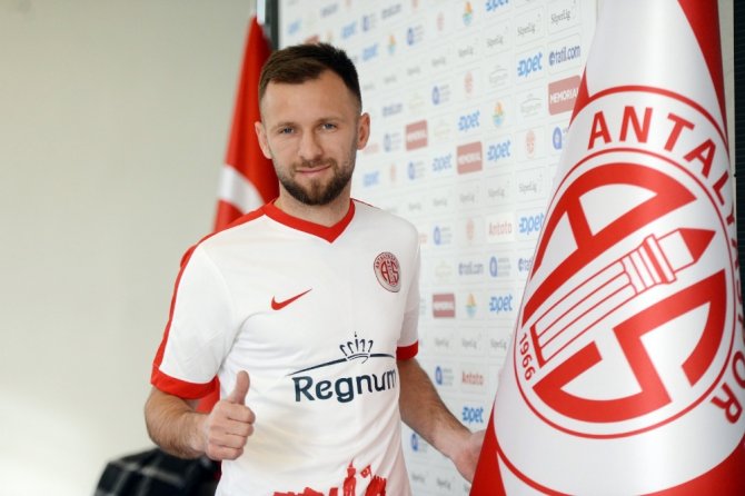 Antalyaspor Hakan Özmert’i Kadrosuna Kattı