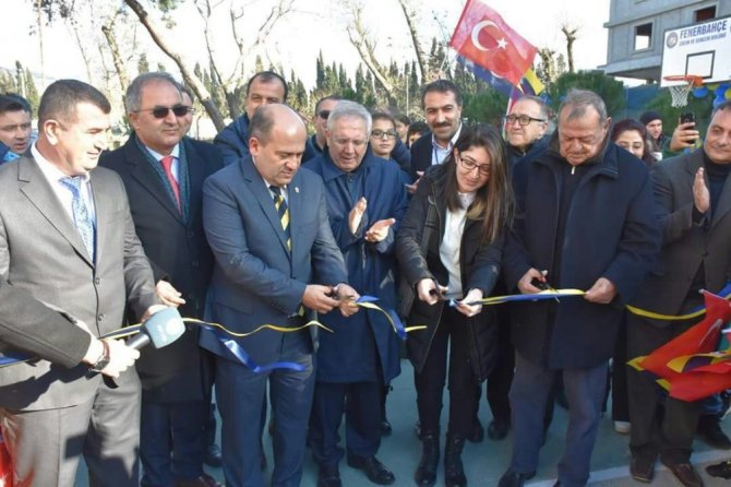 Aziz Yıldırım, Edremit’te Pota Açtı