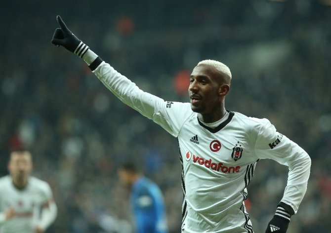 İlk Yarı Beşiktaş’ın Üstünlüğüyle Bitti
