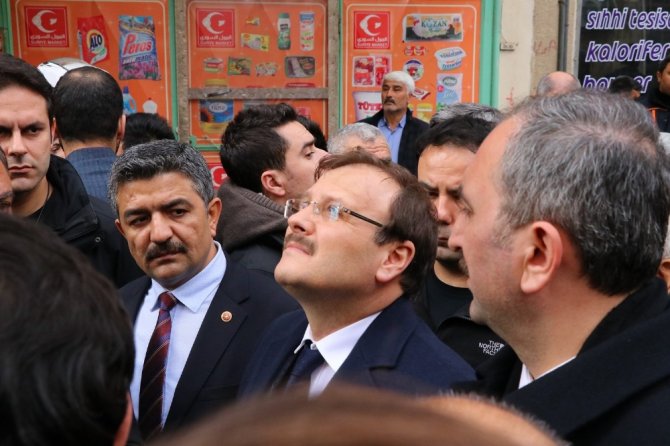 Hakan Çavuşoğlu, Roketin Düştüğü Bölgede