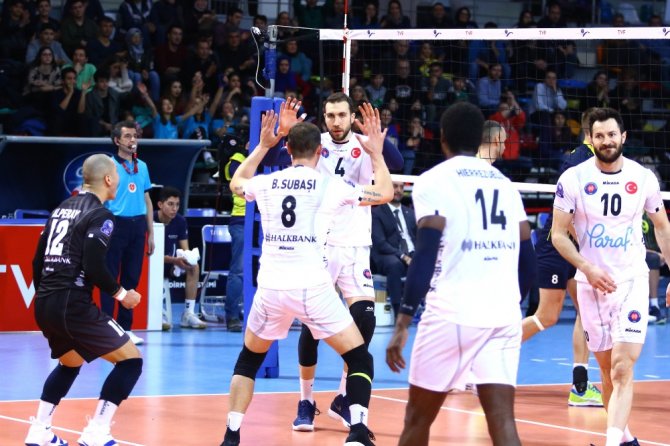 Halkbank Fenerbahçe’ye Set Vermedi