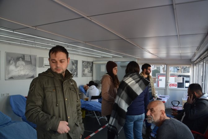 Donör Arayan Üniversiteli Mengü İçin Seferber Oldular