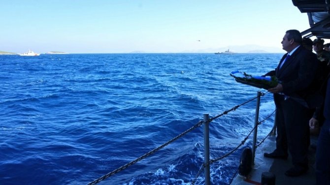 Yunan Bakan Kardak’a Yaklaştırılmadı
