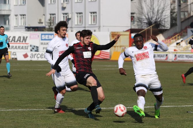 Ümraniyespor Deplasmanda Kazanmasını Bildi
