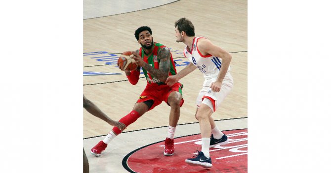 Efes Evinde Kazandı