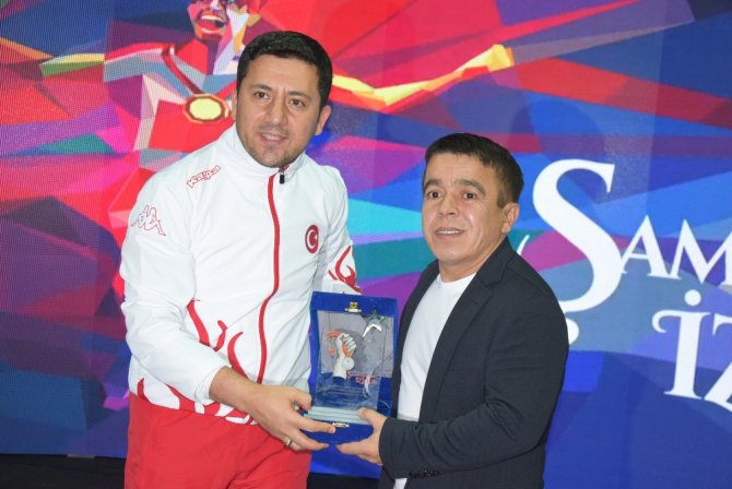 “Halil Mutlu Olduysam Ülkem Sayesinde”