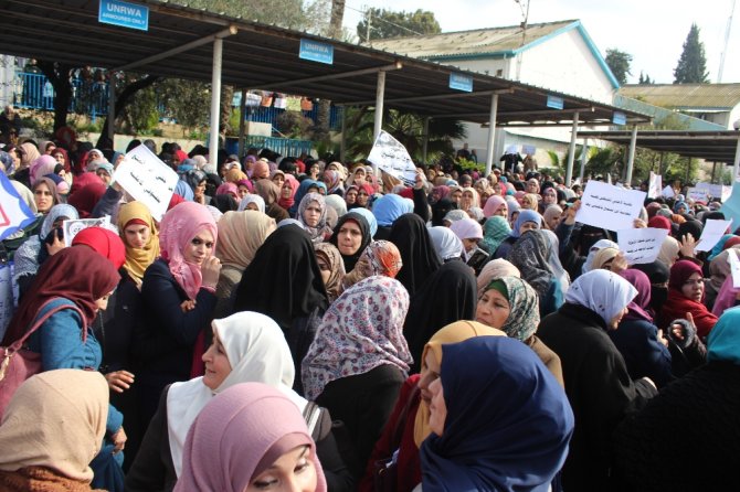 Binlerce Gazzeli Abd’yi Protesto Etti
