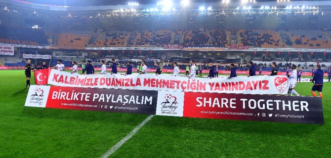 Başakşehir’den Mehmetçiğe Destek