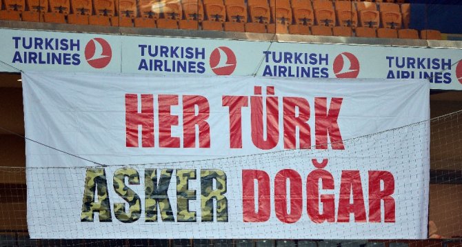 Başakşehir’den Mehmetçiğe Destek