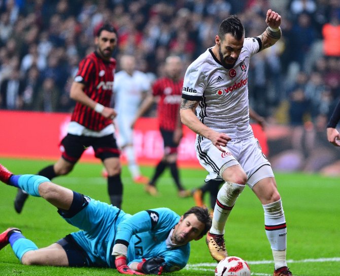 Beşiktaş Avantajı Kaptı